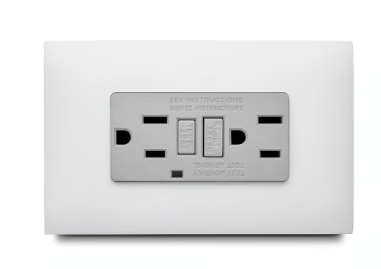 Contacto Doble con Interruptor de Circuito, Blanco